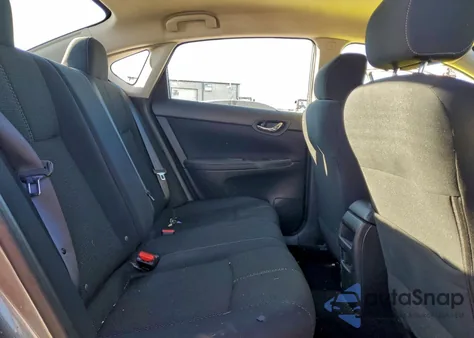 2016 Nissan Sentra S z USA, uszkodzony, nr VIN 3N1AB7AP1GY322040